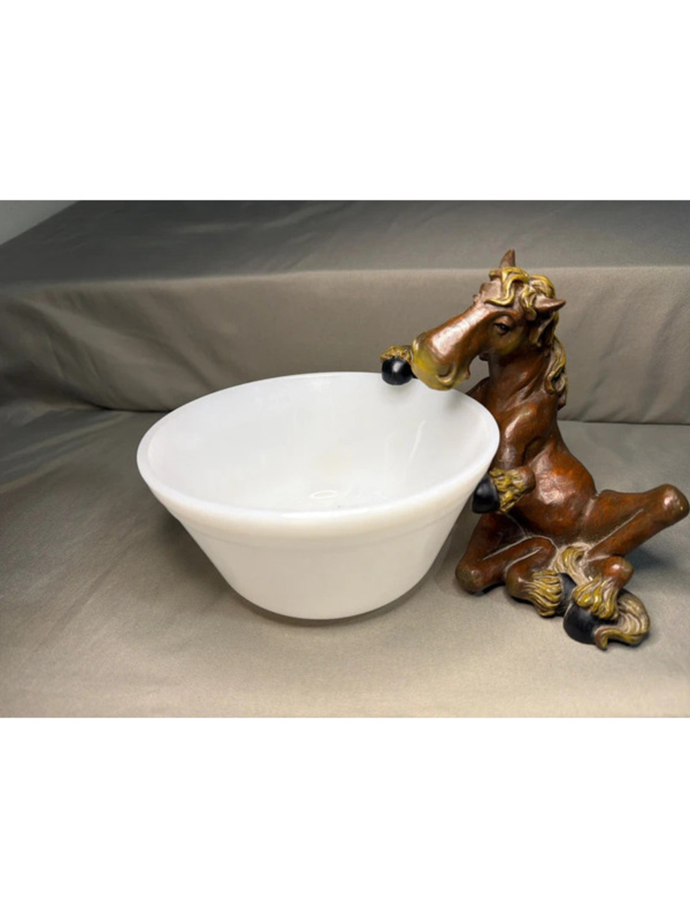 Montana Silversmiths Pasture Pals Elmer the Horse Sitting
